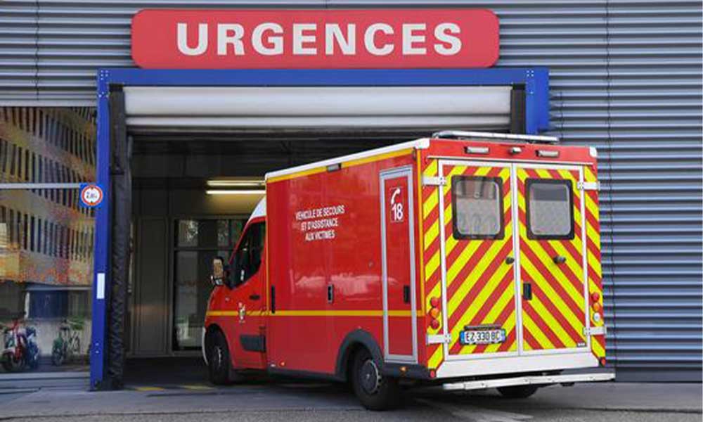 camion urgences ambulance